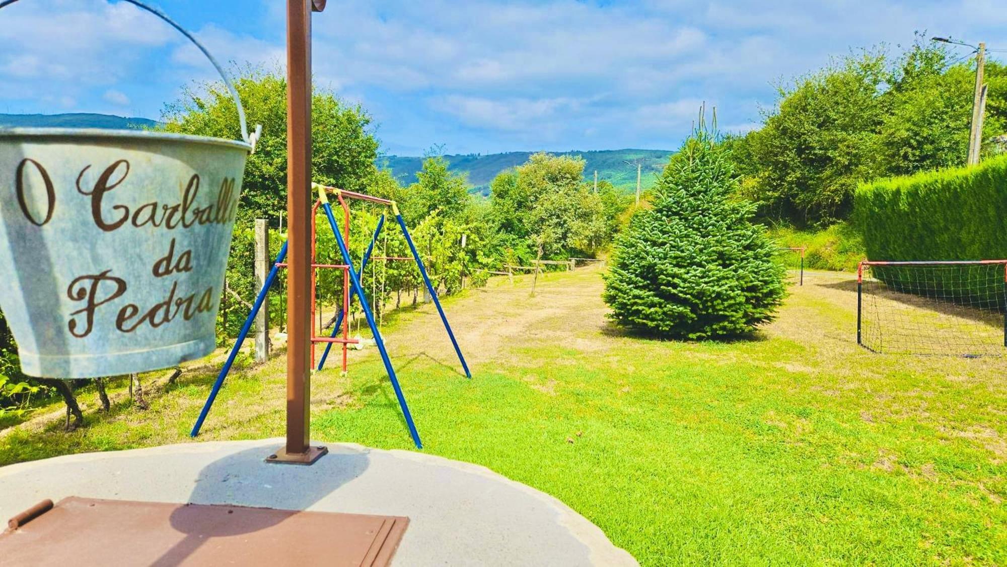 Casa Rural O Carballo Da Pedra La Caniza Exteriör bild